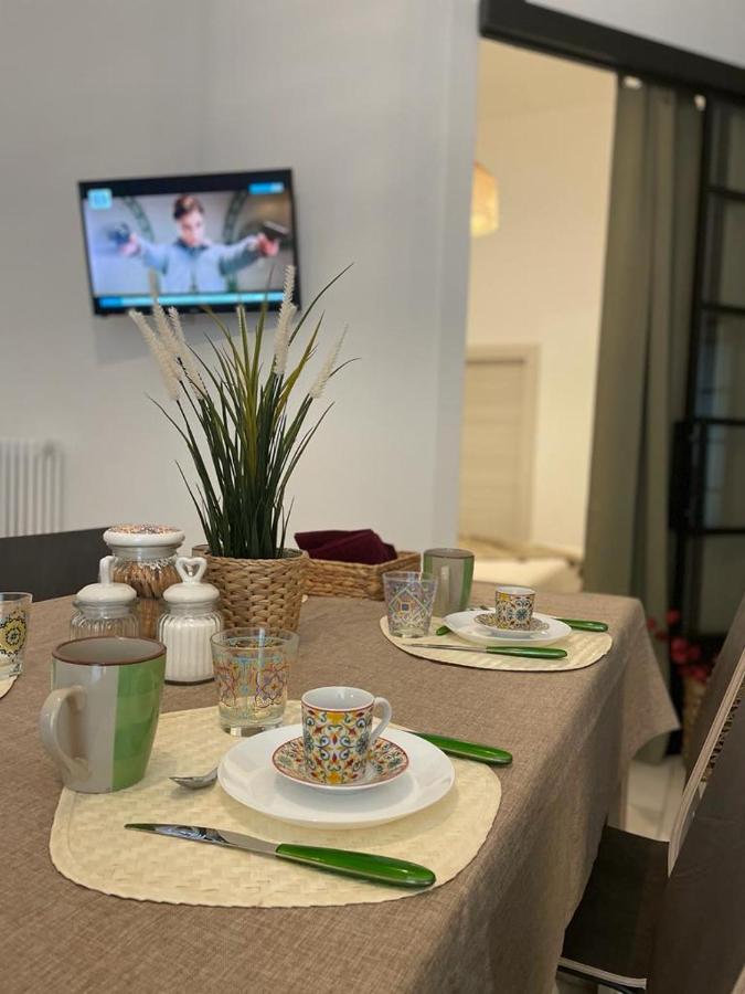 Maioliche Apartment Маргерита-ди-Савойя Экстерьер фото