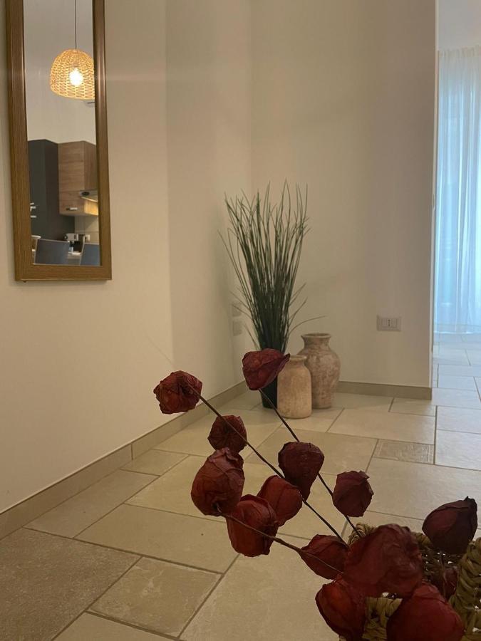 Maioliche Apartment Маргерита-ди-Савойя Экстерьер фото