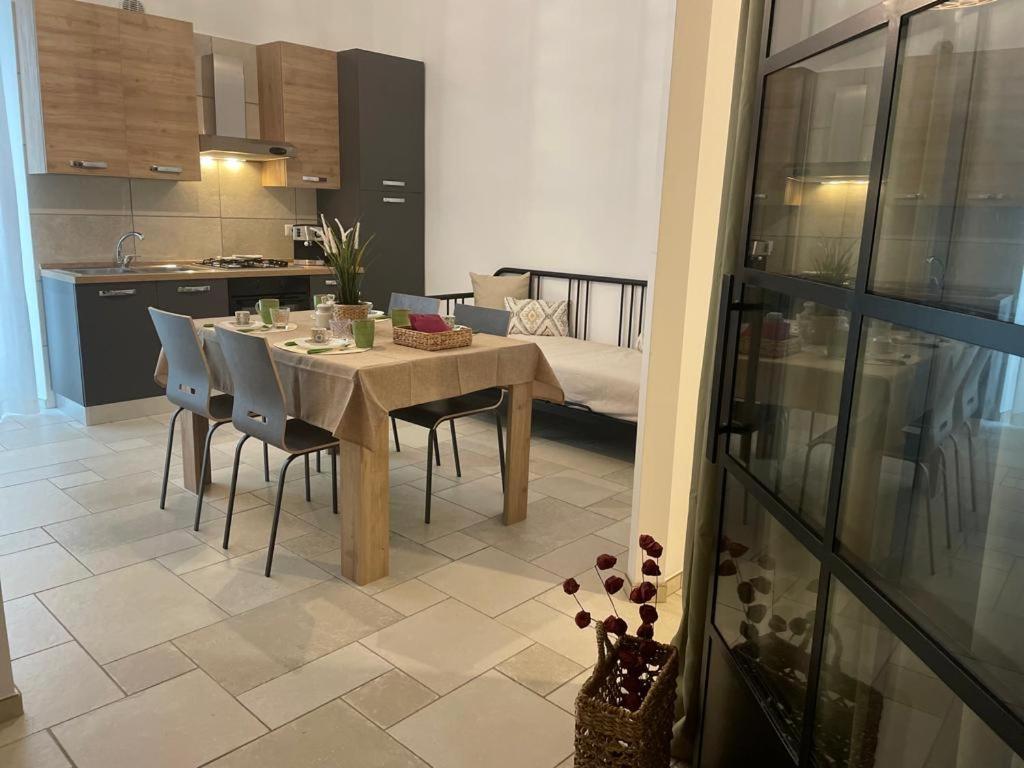 Maioliche Apartment Маргерита-ди-Савойя Экстерьер фото