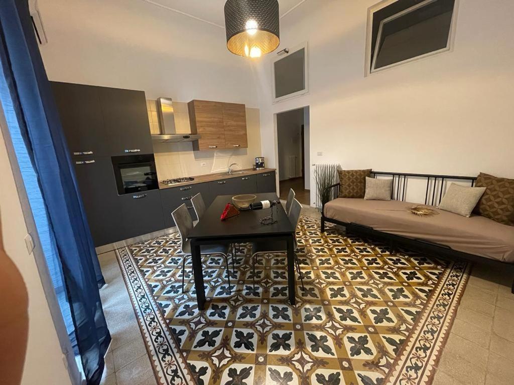Maioliche Apartment Маргерита-ди-Савойя Экстерьер фото