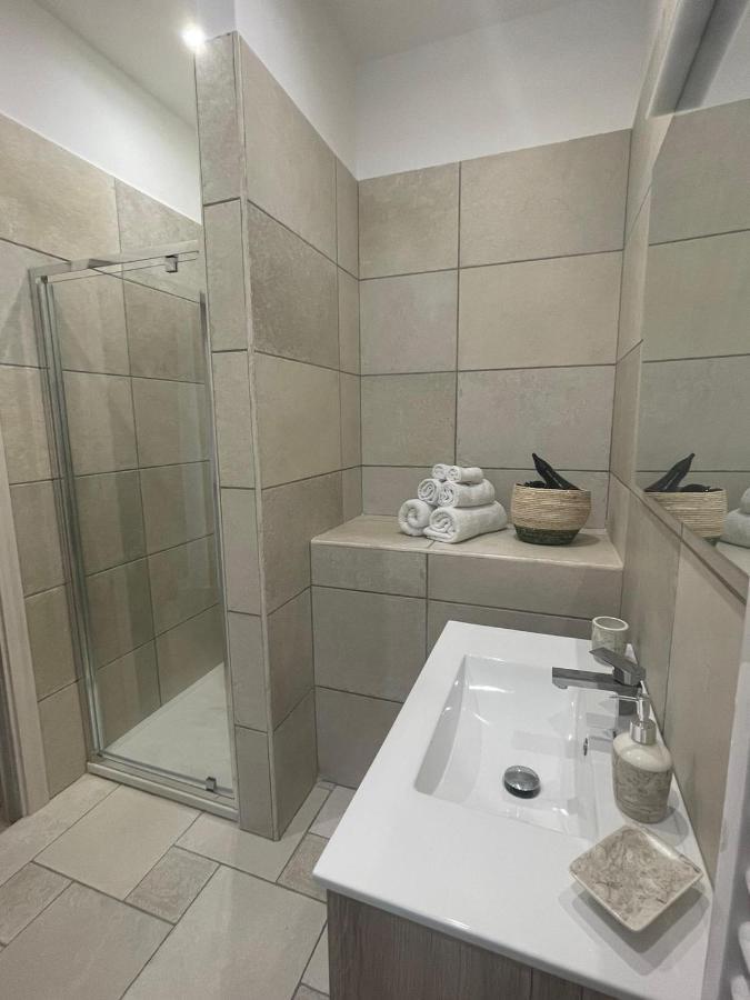 Maioliche Apartment Маргерита-ди-Савойя Экстерьер фото